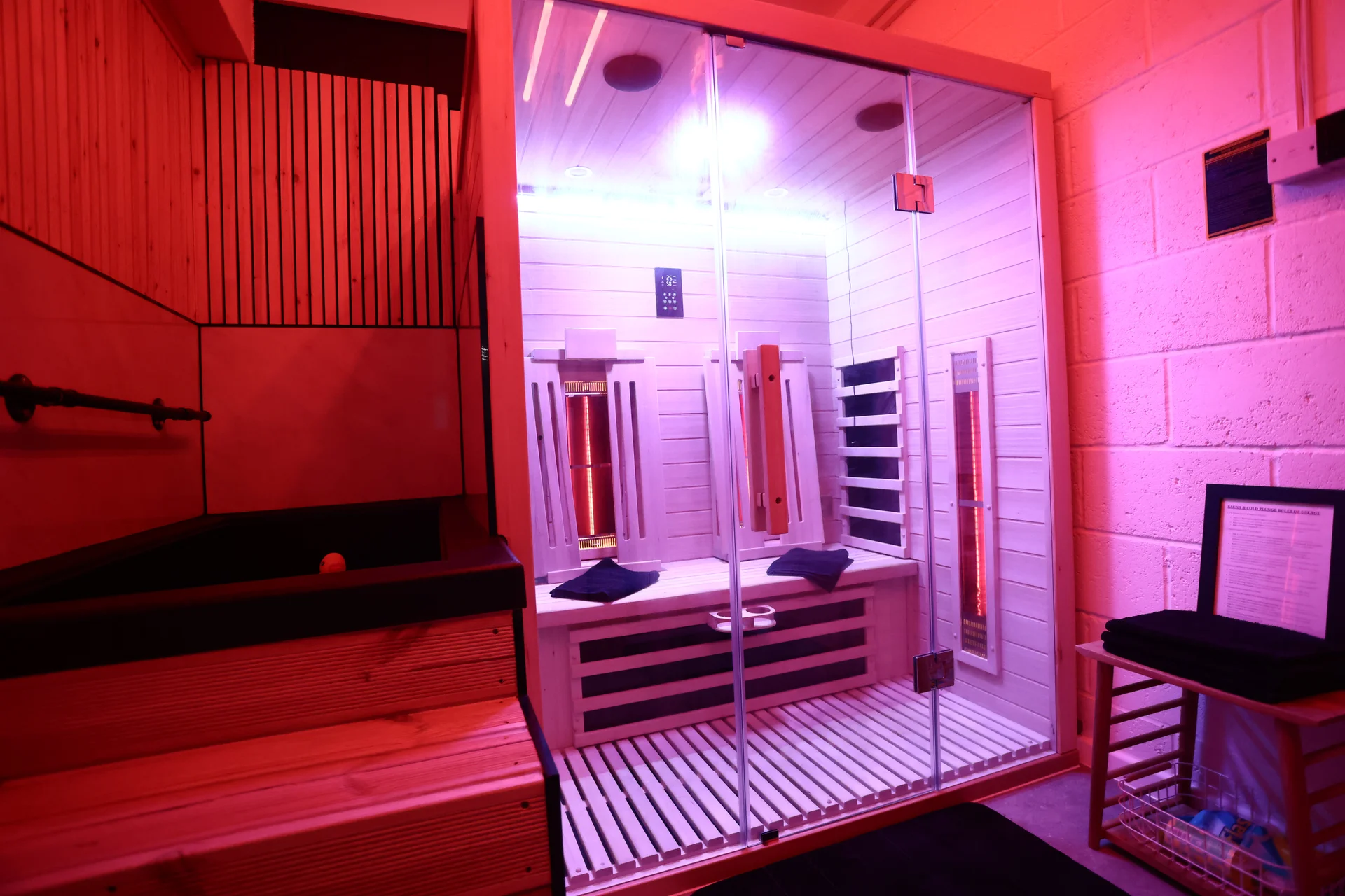 Cold Plunge vs Infrared Sauna: Which Is Better for Recovery?